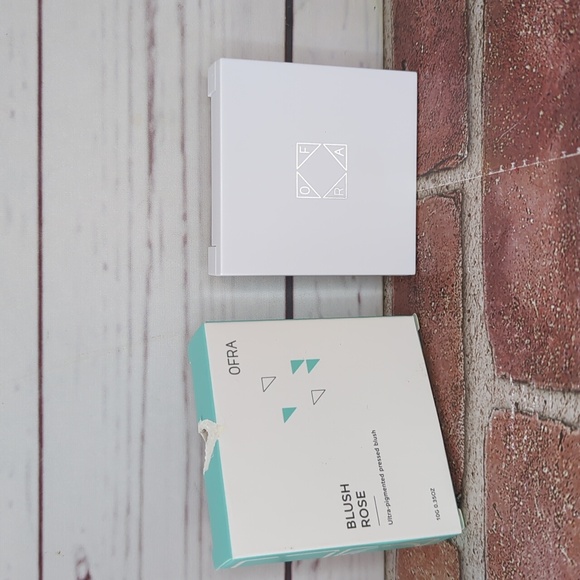 Ofra Blush Rose Mauvy Dusty Rose Natural Ultra Pigmented Made in‎ USA - Picture 1 of 14